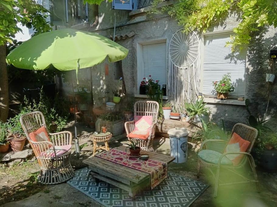 Casa Artemisia Lungo Il Fiume Con Giardino Privato Holiday home